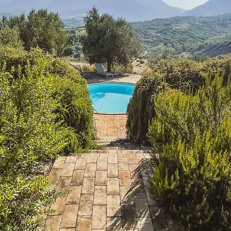 Pietra Pizzuta Farm stay Torre de' Passeri