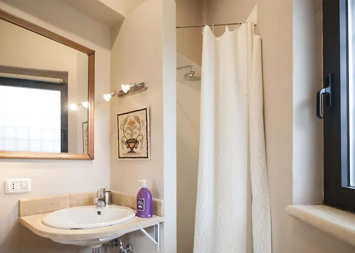 Alloggio per agriturismo Pietra Pizzuta *